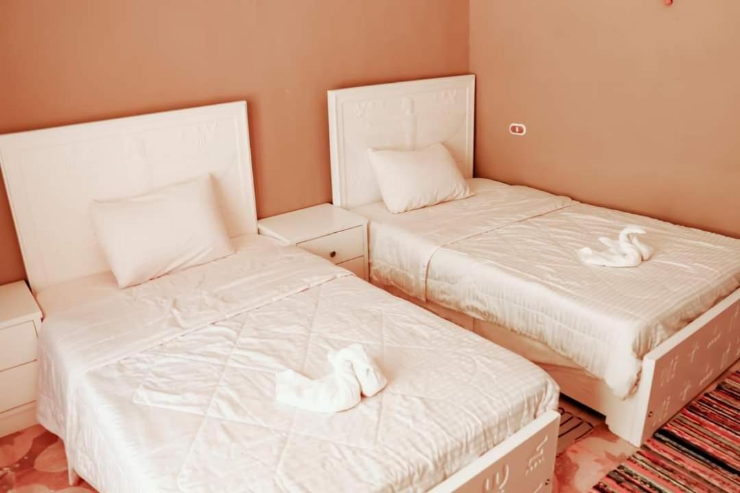 Sekhmet Retreat Centre Louxor
