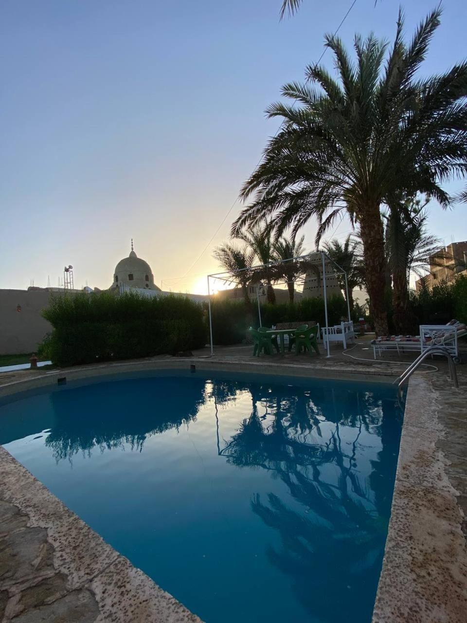 Pensión Sekhmet Retreat Centre